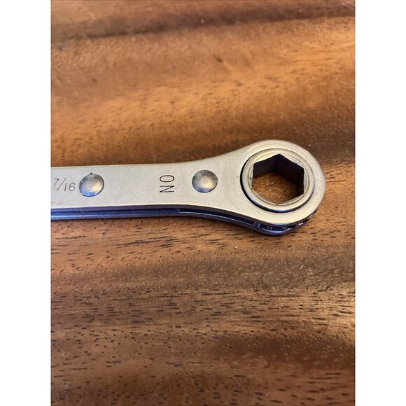 Snap-On R-1214 USA 3/8" 7/16" Ratcheting Box End Wrench 6 Point - Picture 3 of 8